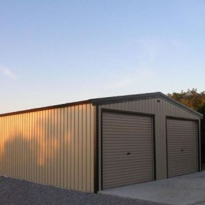 Workshop/Double Garage